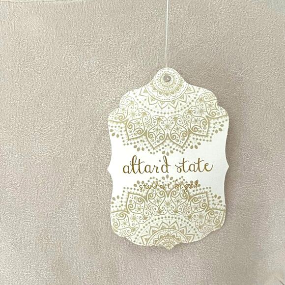 NWT Altar’d State Faux Suede Bell Sleeve Blouse Top Size XS Beige Cropped Boho - Picture 7 of 9